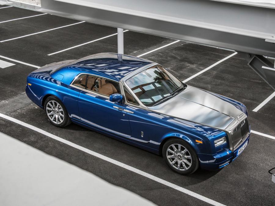  Rolls-Royce Phantom Coupe 2012 года  (фото 2 из 34)